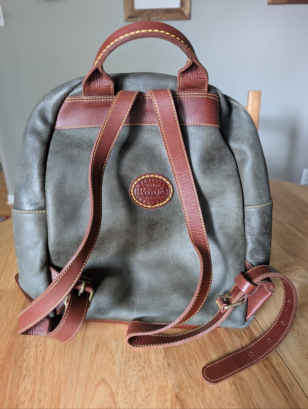 Roots Canada Vintage Heritage Backpack; Genuine Leather, Two-tone Brown